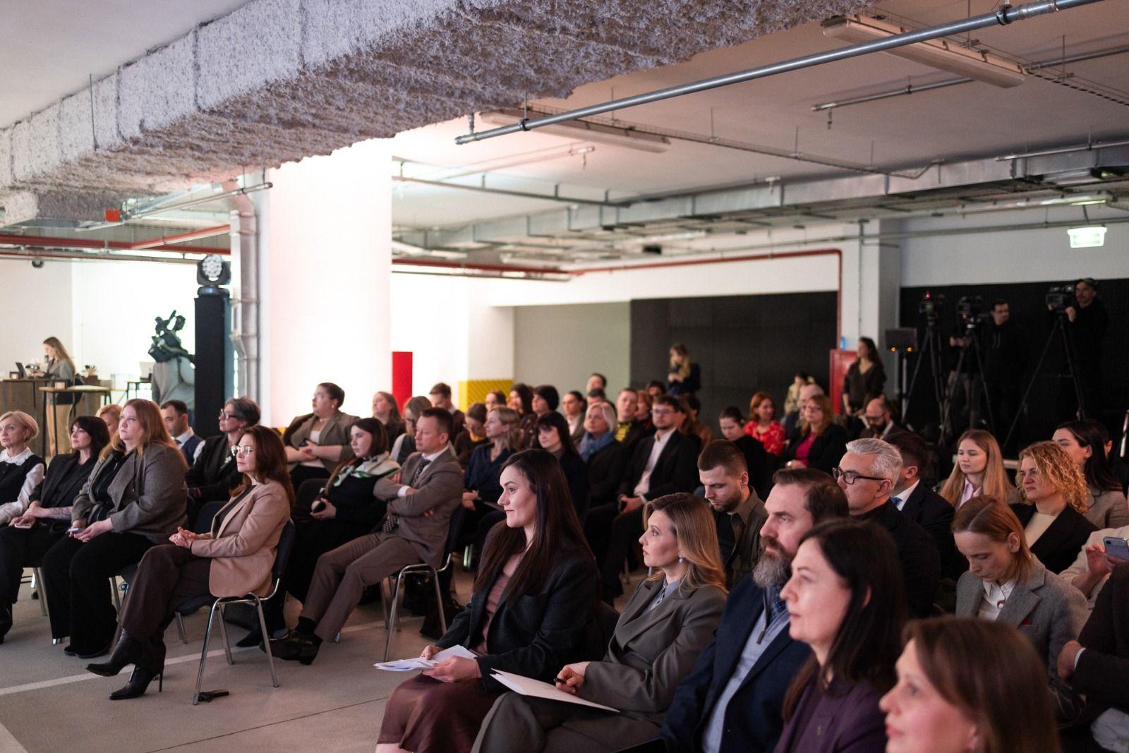 3b54d591-f458-4052-ab30-8c1325cff19a.jfif